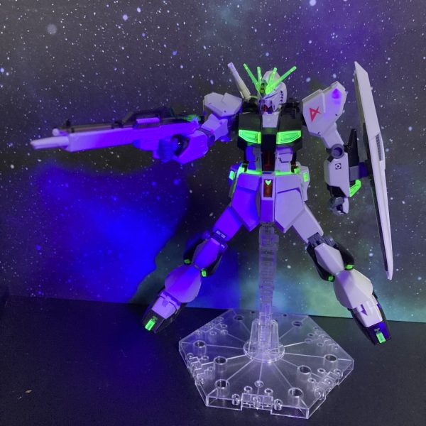 νガンダム完成