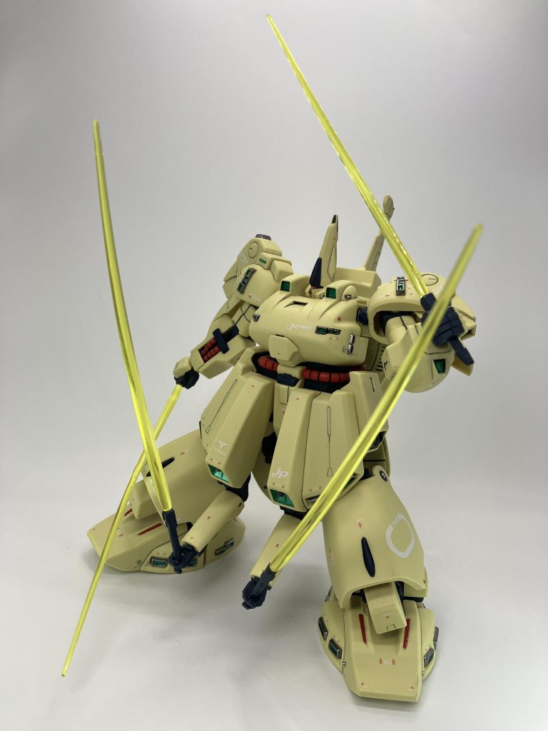 当然ながら隠し腕からのビームサーベル4本待ち、躍動感出せます😙