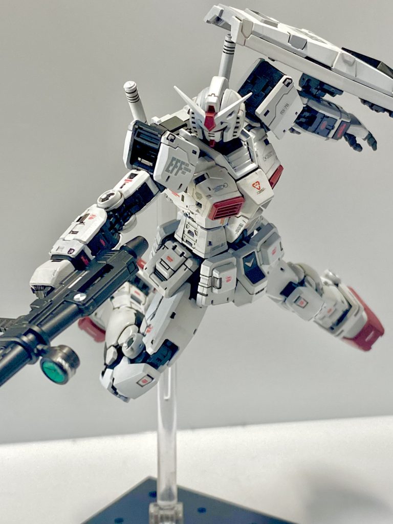 ガンプラ　RG　ガンダム　ver2.0　塗装完成品（ロールアウトカラー） RX-78 ガンダムVer2.0 ロールアウトカラー｜Tomoyuki4560さんの