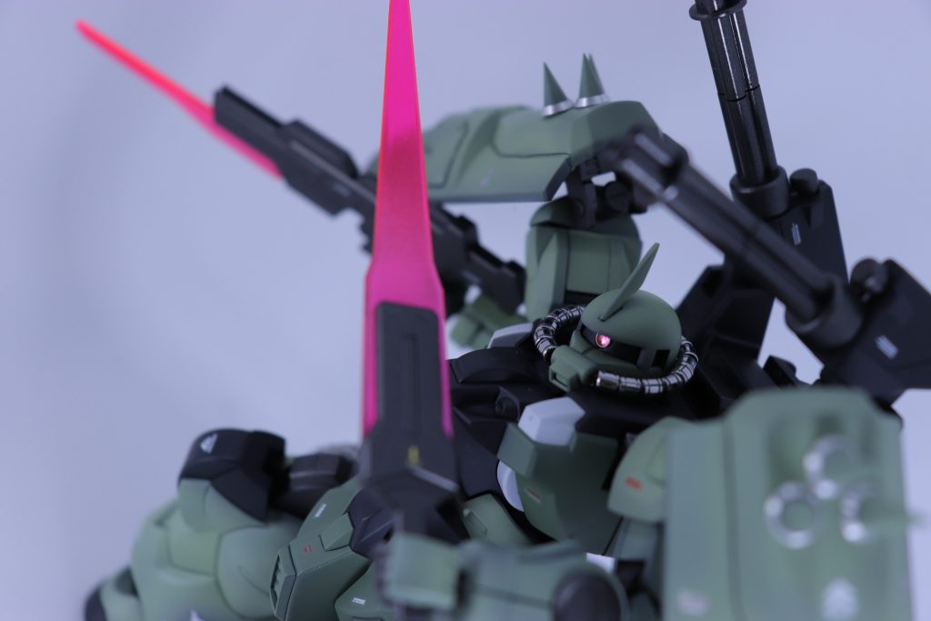 ザクがビーム兵器持ってるのとってもいいですよね！ご覧いただきありがとうございました！かっこいいと思ったらいいねお願いします‼️