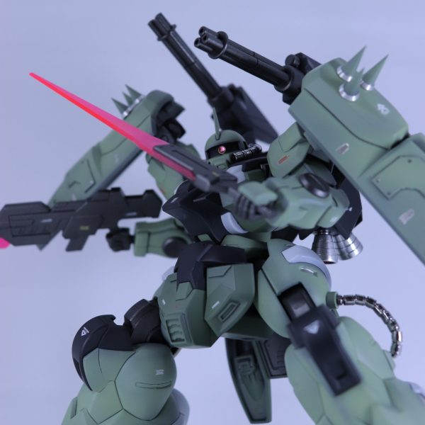 HGディランザク　指揮官機