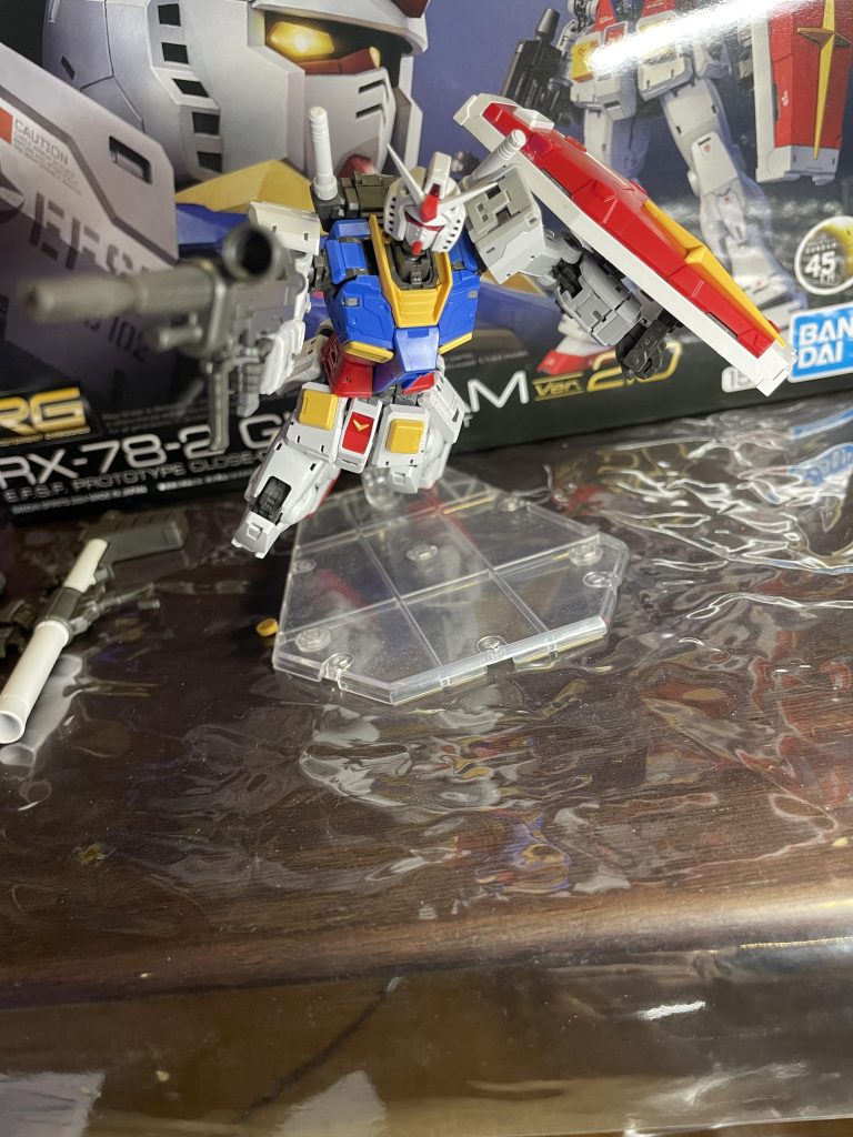 なんか情報量多過ぎて塗装しなくても満足している自分がいる。