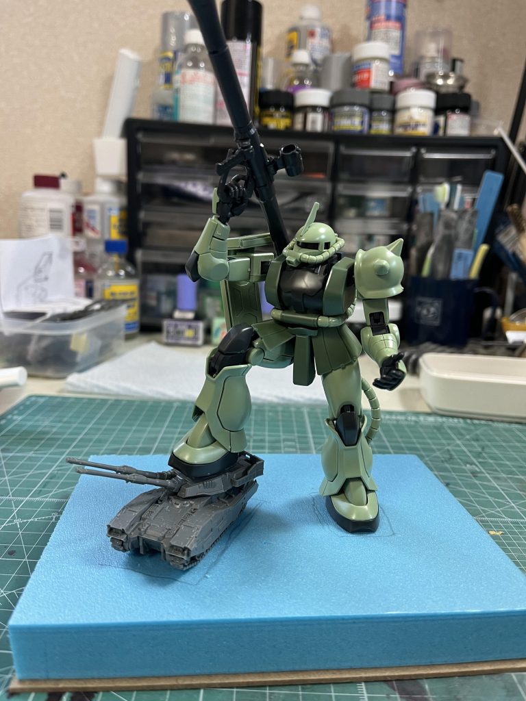 スタートはこんな感じで、とりあえず構図を決めて作り始めました☺️いつも見守って頂いてるフォロワー様、お初の方々、最後まで閲覧ありがとうございました😊今回、制作途中の投稿も多めに有るのでそちらも見ていただけると幸いです。