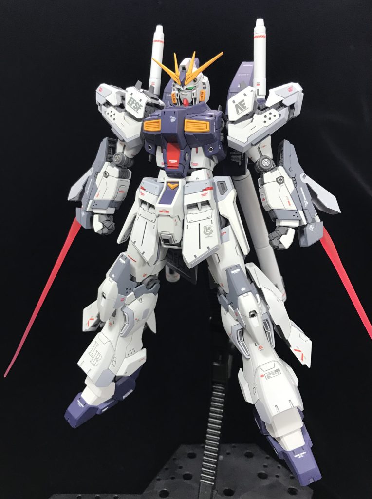 高機動型νガンダム–5枚目/制作者：@ykobari0426