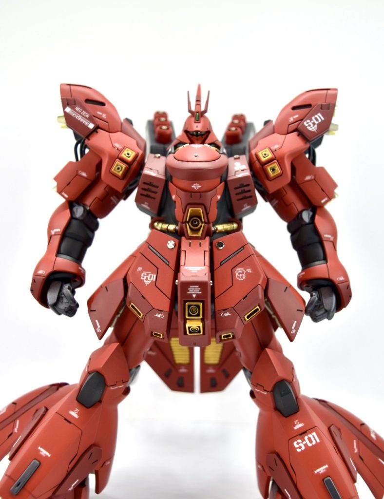 モノアイも金属パーツがハマってます。トップコートはスーパースムースクリアーを使用、艶消しだけどウェットな仕上がりは最高のトップコートですね。