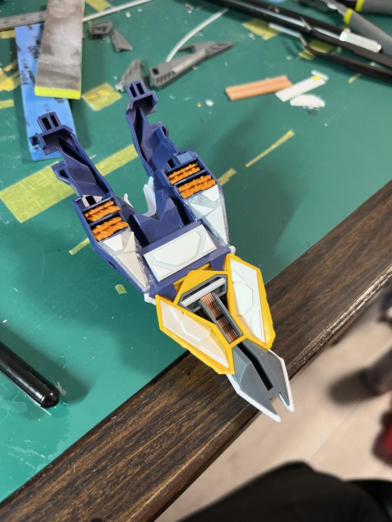 肉抜きだらけだったので色々埋めて見ました。uv硬化のを使用したのですがすごく難しい…どうすればいいのか