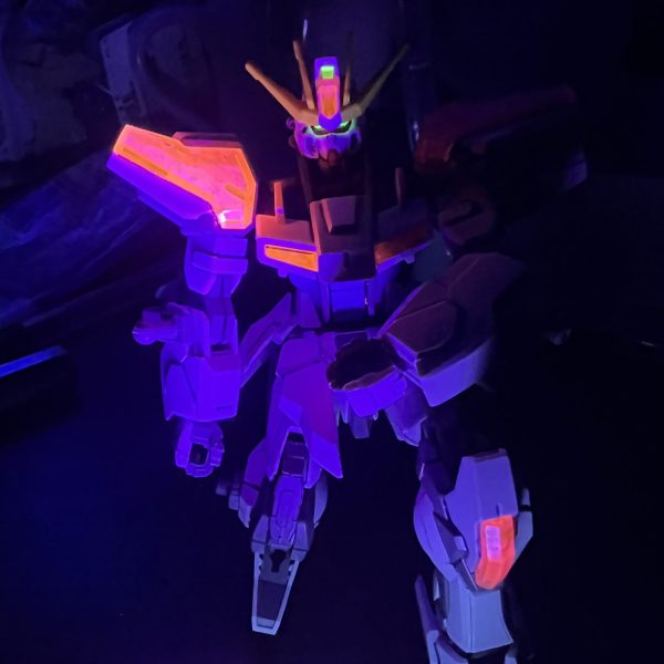 闇夜に待機する機体