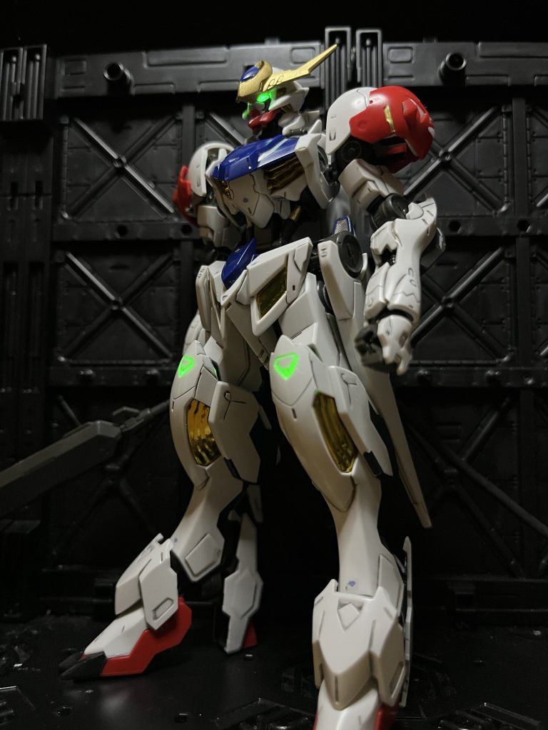 通常とリミッター解除の状態を電飾で再現してみました。