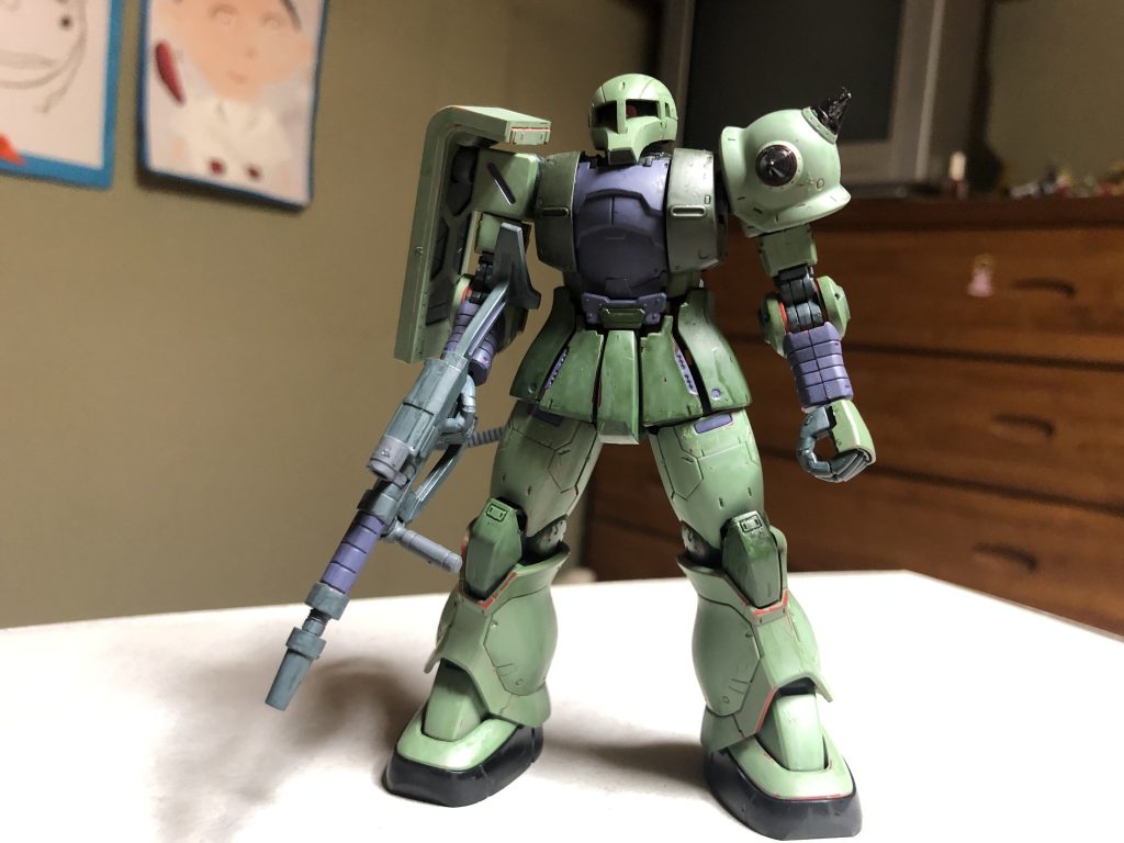 肩パーツを差し替えてS型に。