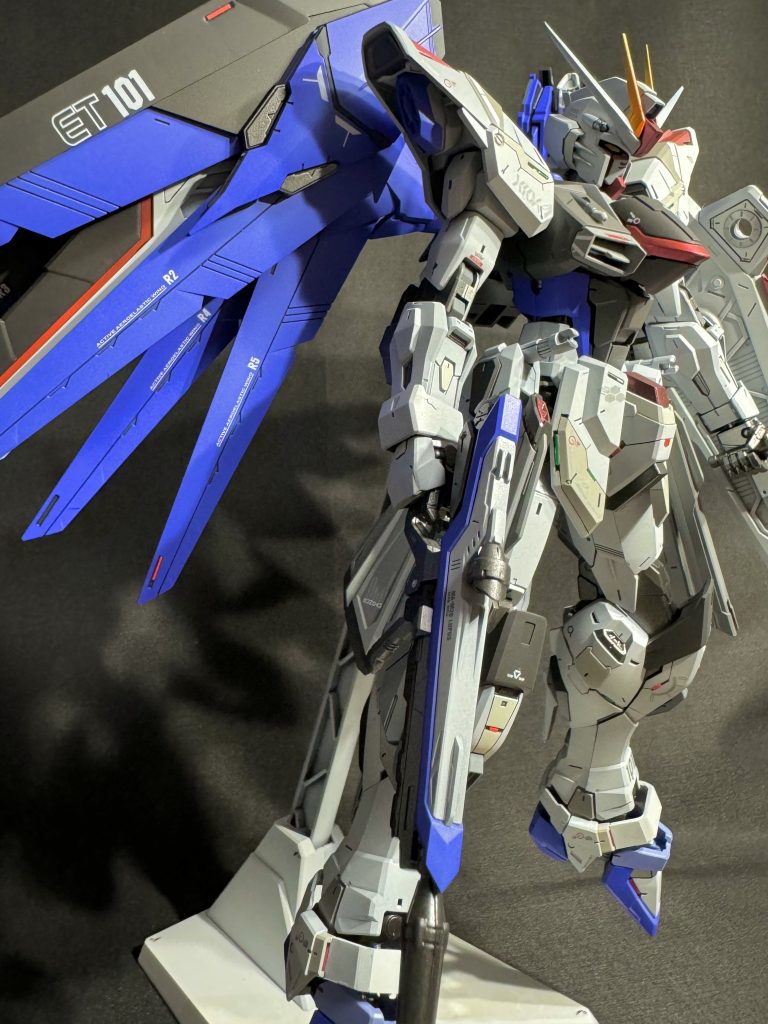 MG 1/100 フリーダムガンダム Ver.2.0–5枚目/制作者:jimcustom