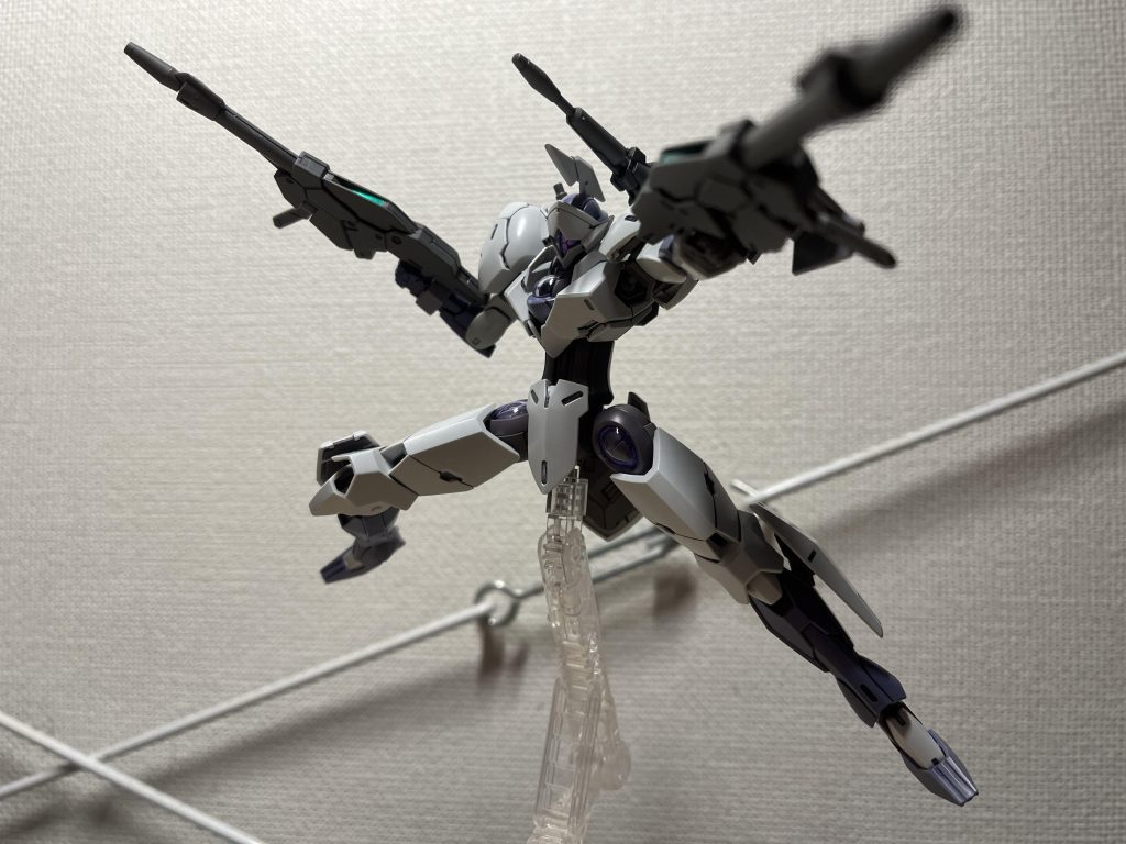 まあバックパックをシュトルムの物をあげれば、サーベル、キャノンが使えるので見栄えは良くなりますね。逆に…