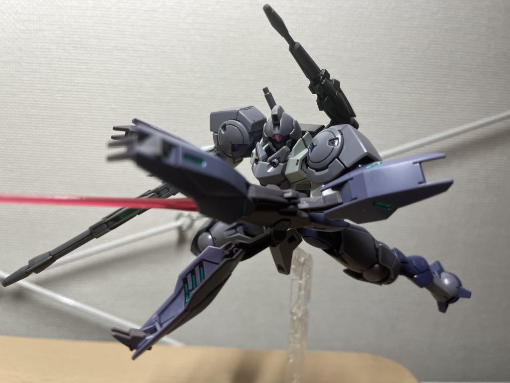 ブレイザーのサーベルを発振して突撃！