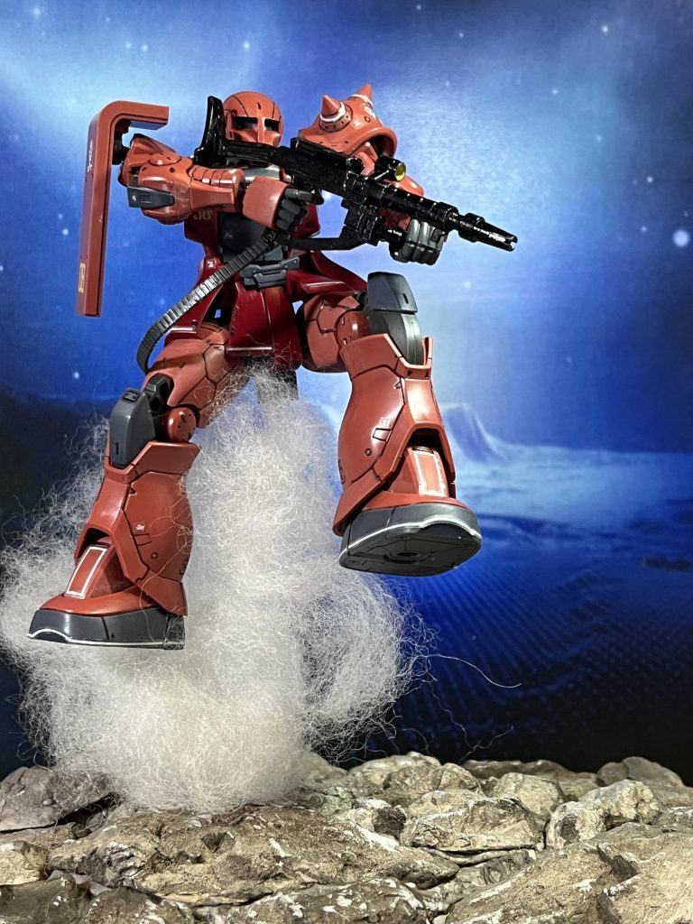 HGシャア専用旧ザク–2枚目/制作者：チュウ