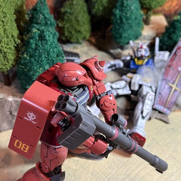 HGシャア専用旧ザク