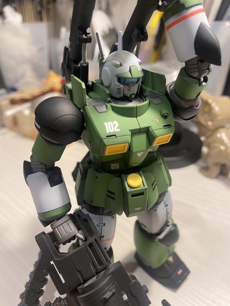 新しい方のキットな割に案外合わせ目多いのがちょっと勿体無いですね🐣