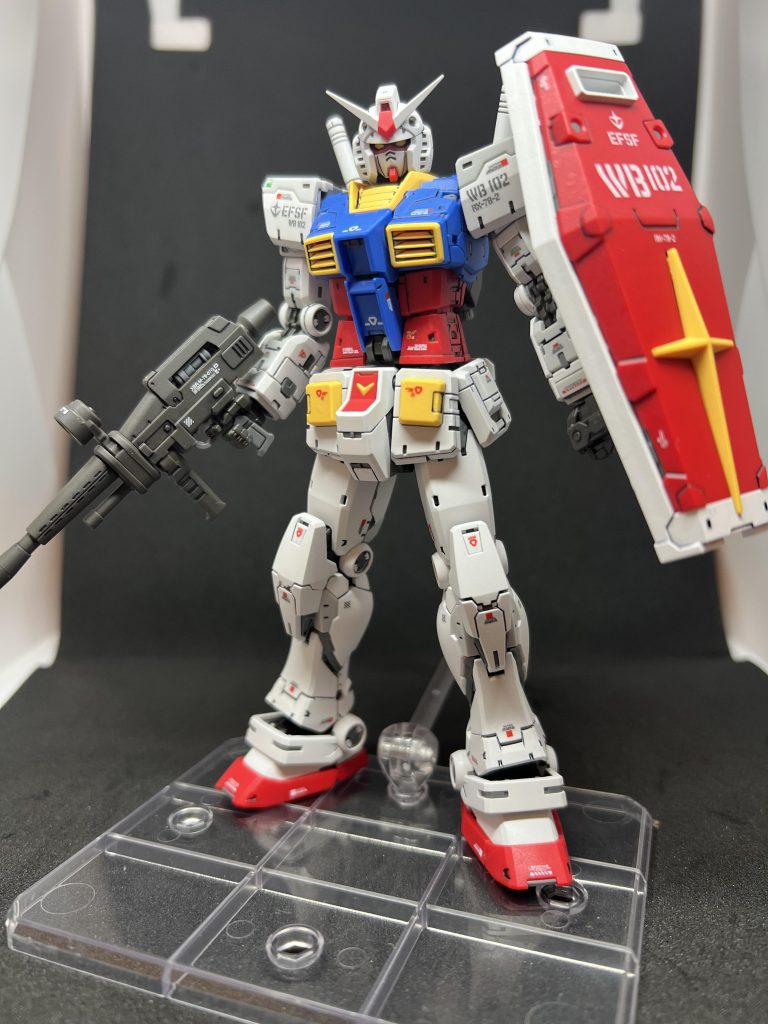RG 1/144 RX-78 ガンダム ver2.0–3枚目/制作者：月見坂なごみ