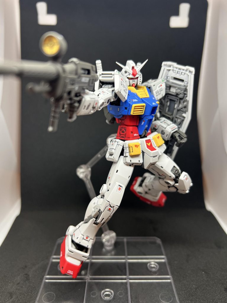 RG 1/144 RX-78 ガンダム ver2.0–2枚目/制作者：月見坂なごみ