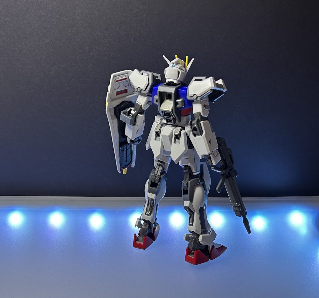 EGストライクガンダム–3枚目/制作者：ペーぺーモデラー