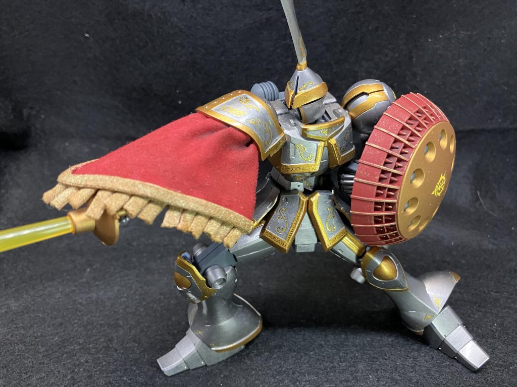 ボックスアート風ポーズです。マントが固いので靡かないです!!