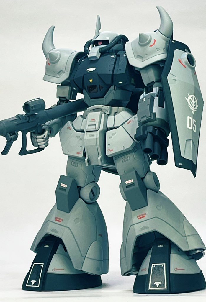 HG プロトタイプグフ 戦術実証機をベースにドム試作実験機、ホビーハイザックをミキシング。