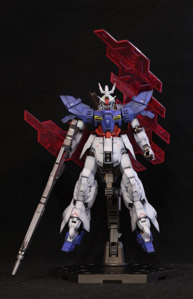 サイコフレームには、非発光状態でも見れるようにバイオレットパールを吹いてあります。ロングライフル装備♪