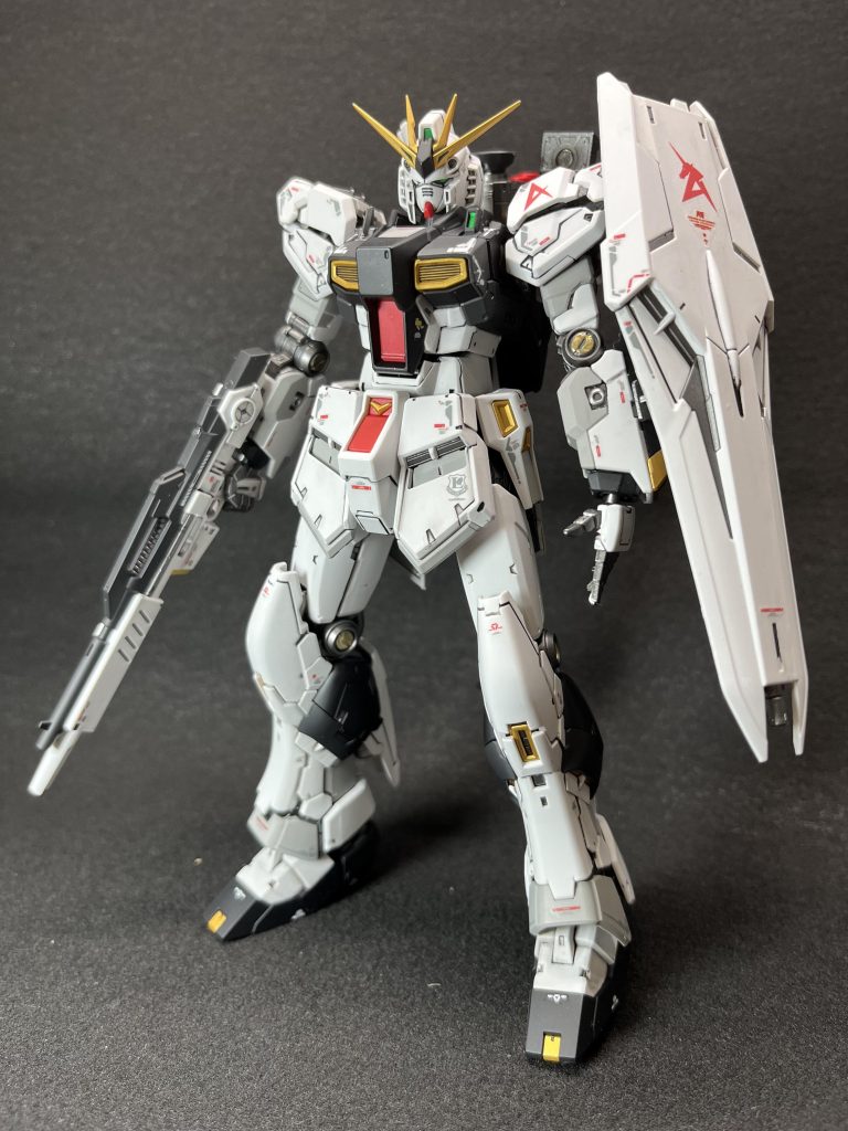 この武装での素立ちも安定したカッコ良さ