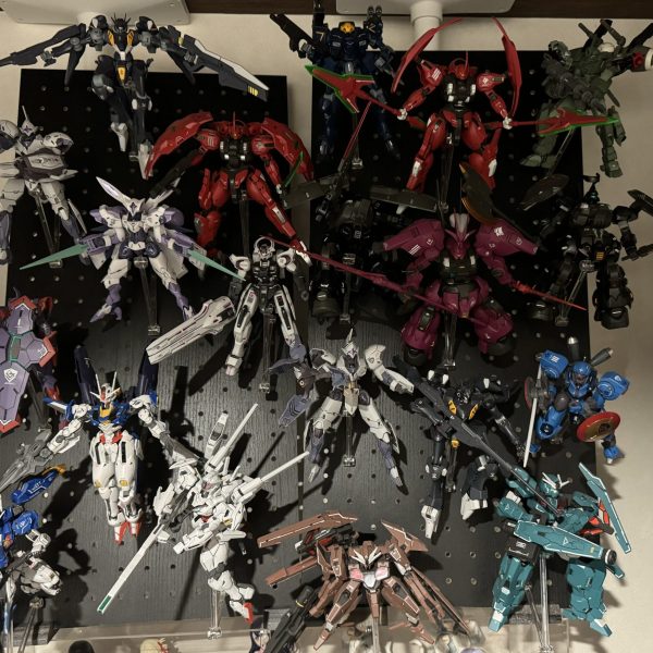 HG 1/144 水星の魔女シリーズ大集合！　ポロリはコワイ