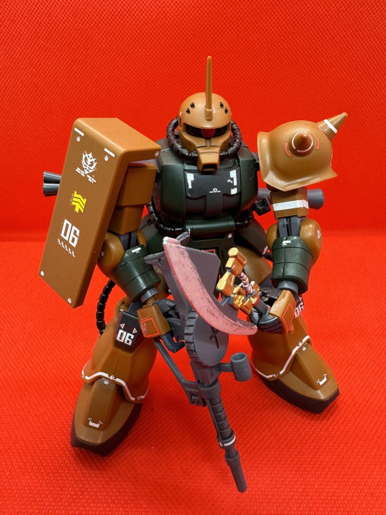 HG 1/144 ザクII(ガルマ専用機)–3枚目/制作者：ヤガワさん