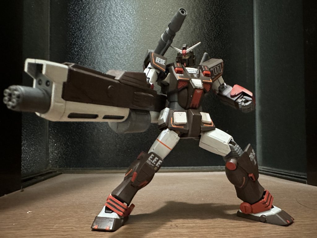 HG ヘビーガンダム–2枚目/制作者：凜々蝶