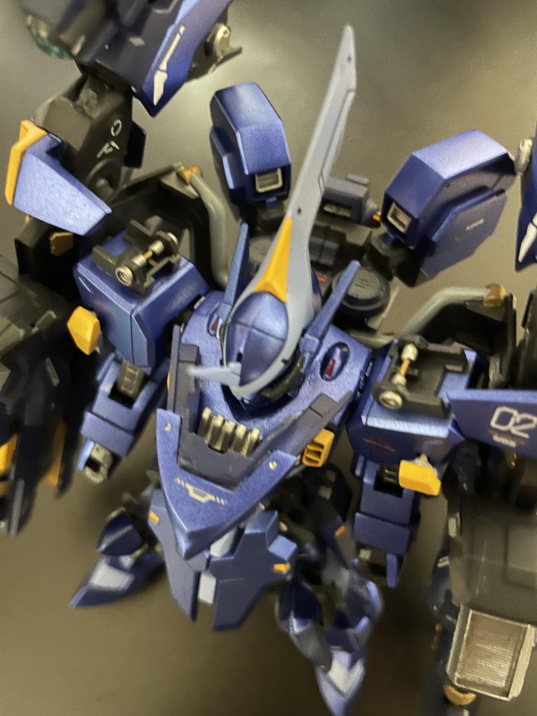 追記機体バランス考えて胸のアーマー追加したら顔周り写って無かったので添付します