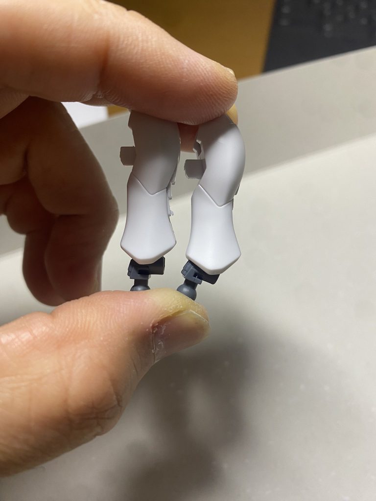 脚部フィン内蔵