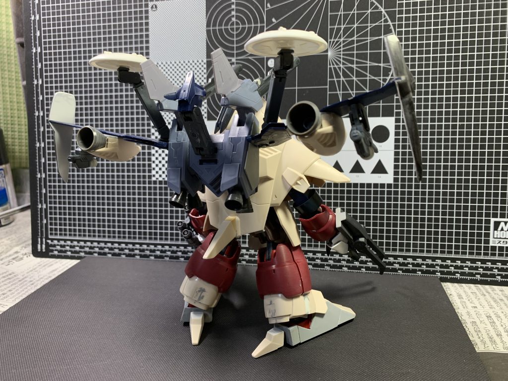 背面。