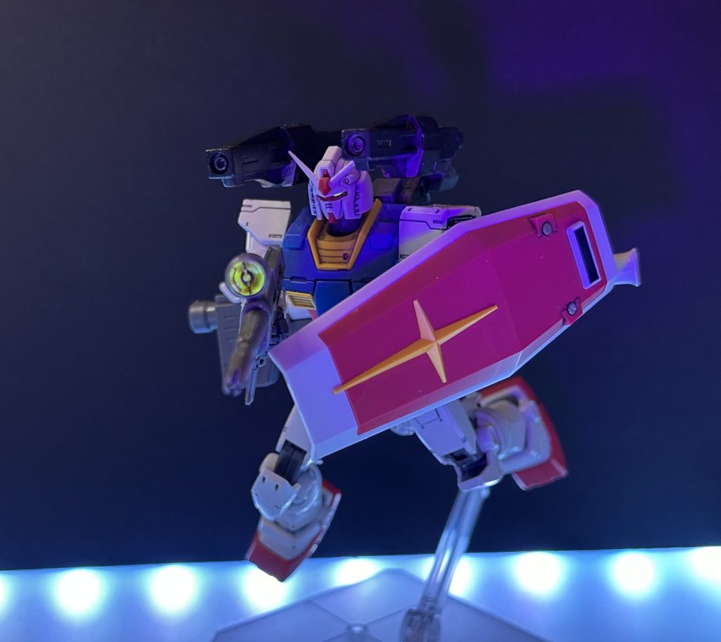 ビームライフルのスコープにも蛍光塗料塗ってみました。