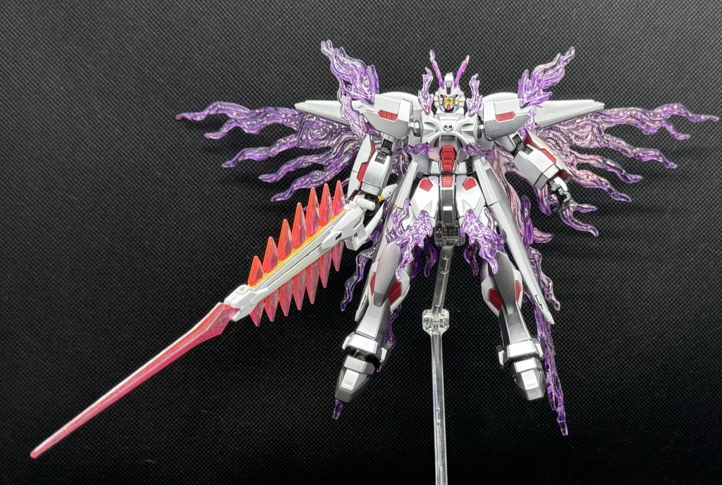 「ファントム・ライト」を派手派手しくしようと画策したが失敗して、ラッカーうすめ液に漬け込んで元に戻す罠発動。