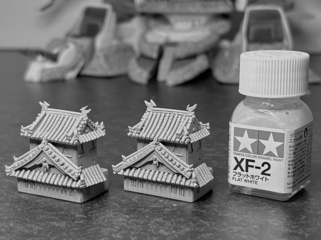 塗装前の小天守…すごく…ちっさいです…