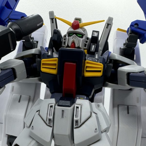 MG 1/100 スーパーガンダム