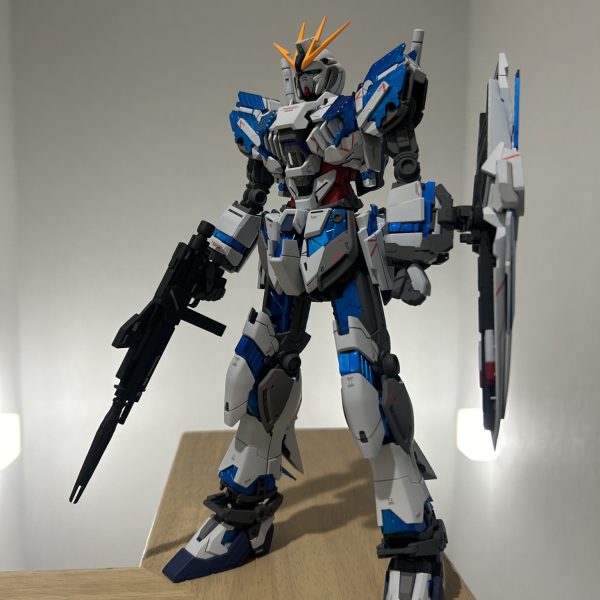 MGナラティブガンダム　覚醒イメージカラーver