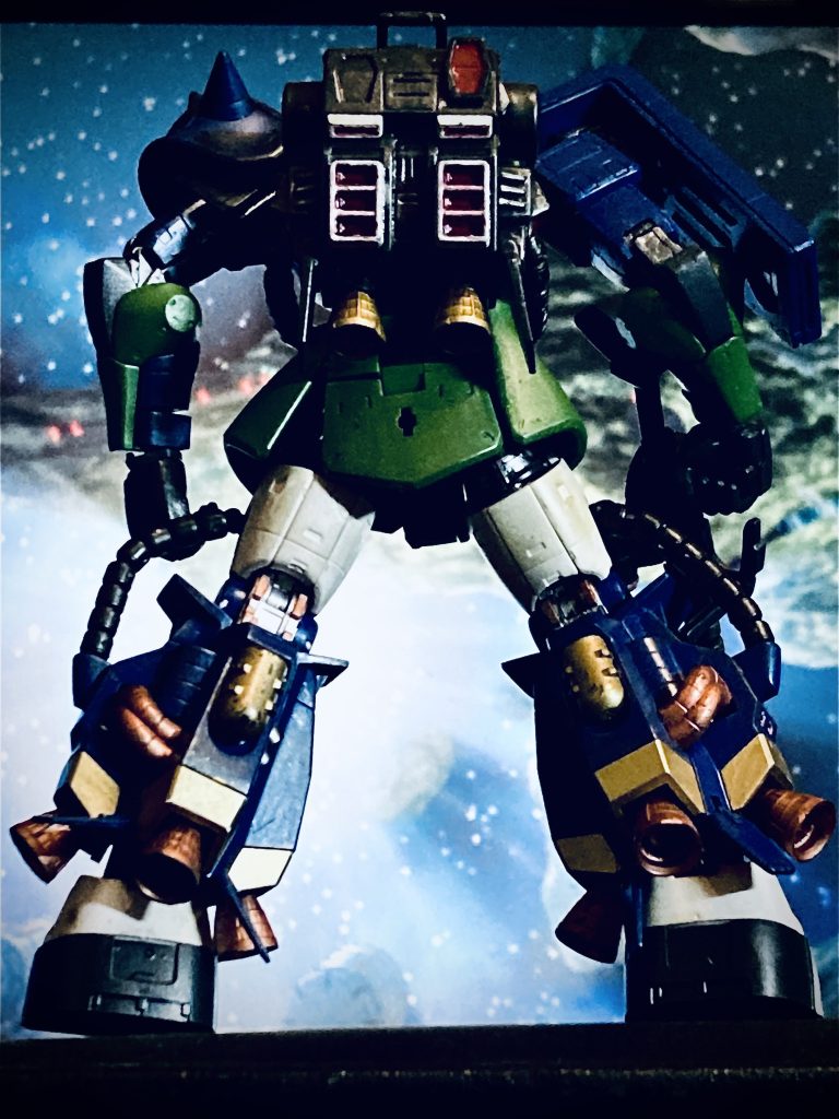 ０６Rはback shotが良いです🙂‍↔️脚部パーツ類は少し派手目な塗装にしました。