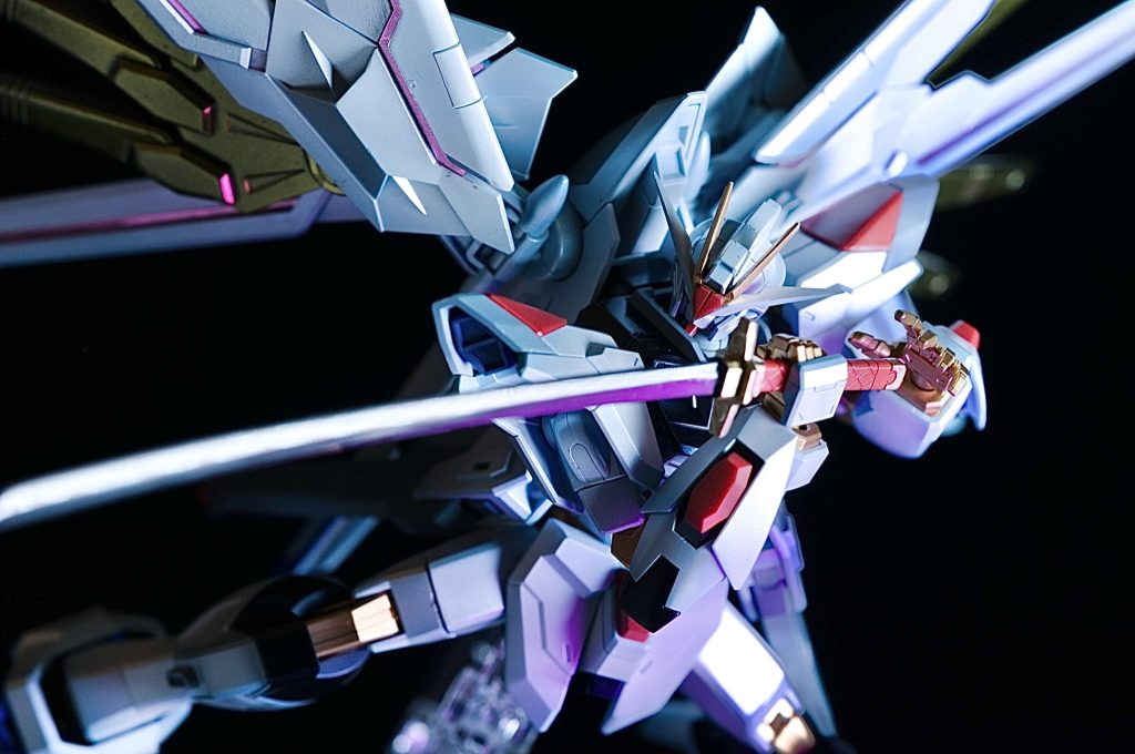 パール・メッキ風仕上げ HGマイティーストライクフリーダム–9枚目/制作者:NO