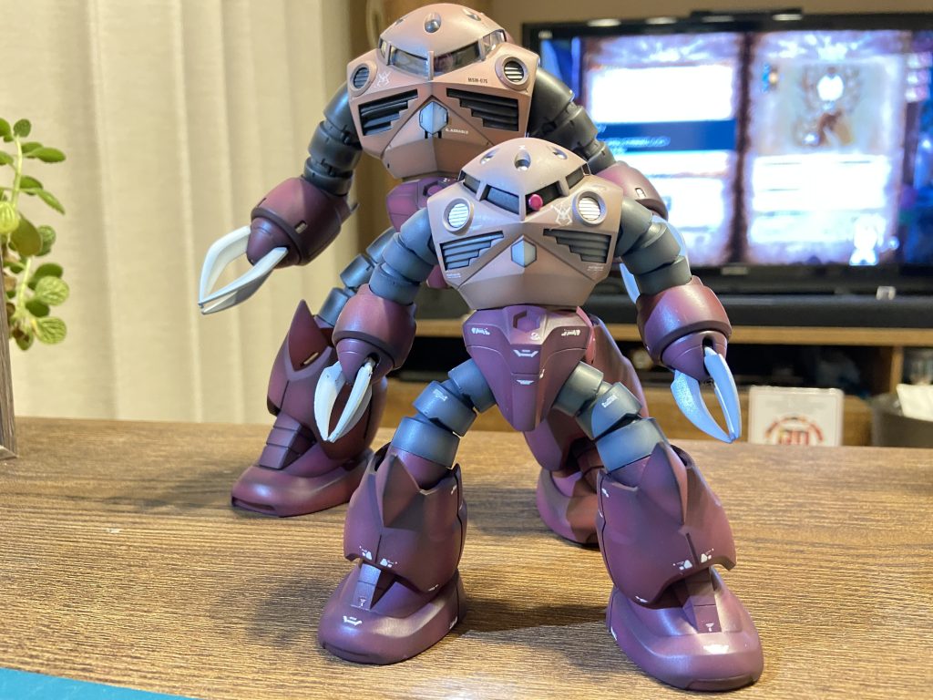 以前作ったMGと並べてみました。