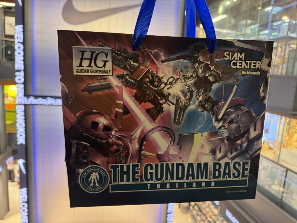 今回のゴッグはガンダムベースタイで買って来たものでして、折角お邪魔して買って来たのにちゃんと作らないのも申し訳ない。そんな一心で完成させました。ガンダムベースタイさん、ありがとうまたいつか！以上ですそれではまた！ 
