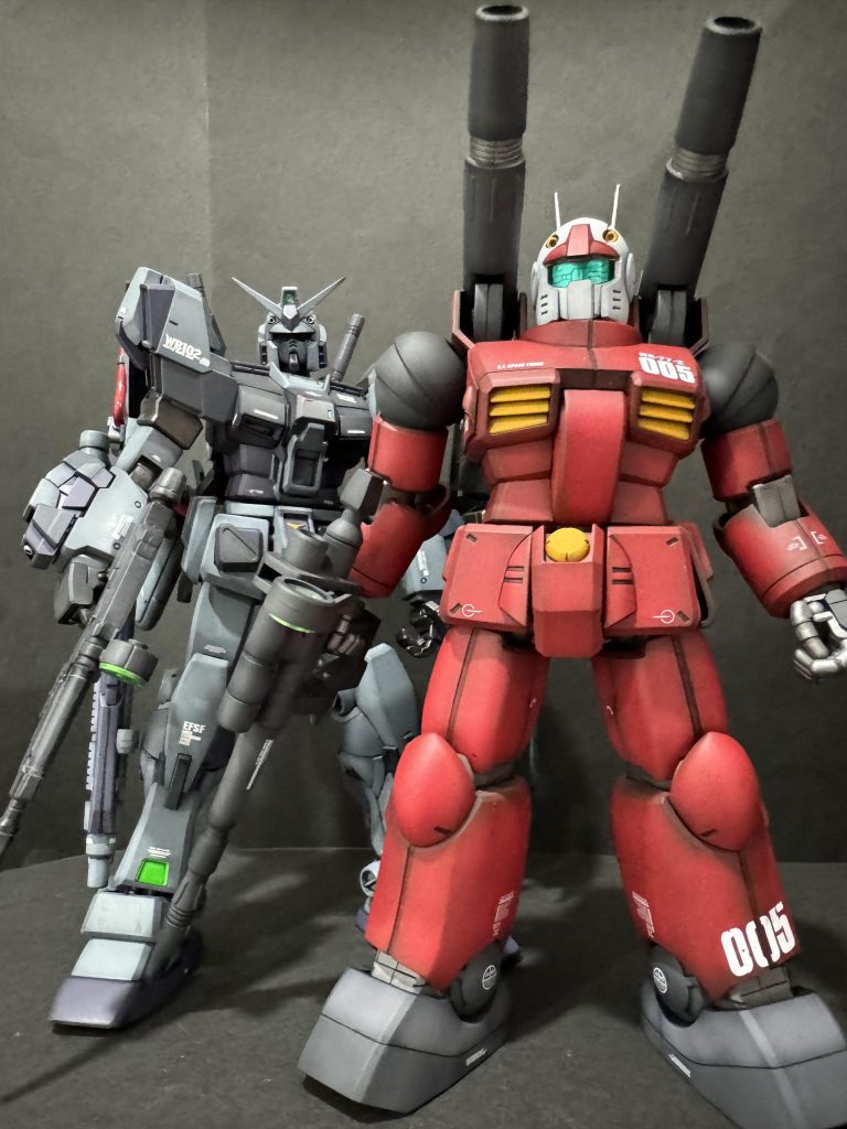 シールドを持たない頑丈さ、野球選手のような下半身、肩から生えるキャノン、いいですね😁子供の時分にはわからなかったカッコ良さがあります。