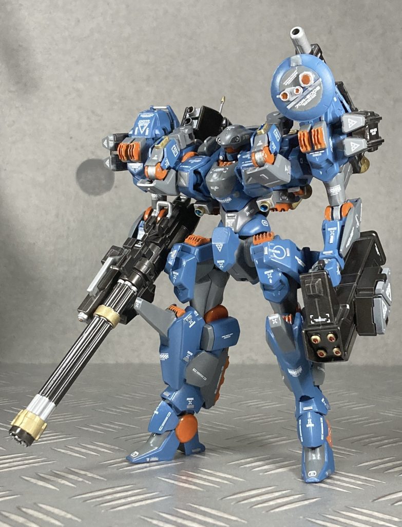 名前の由来は武器庫、豊富な能力を意味する『アーセナル』から来ています。