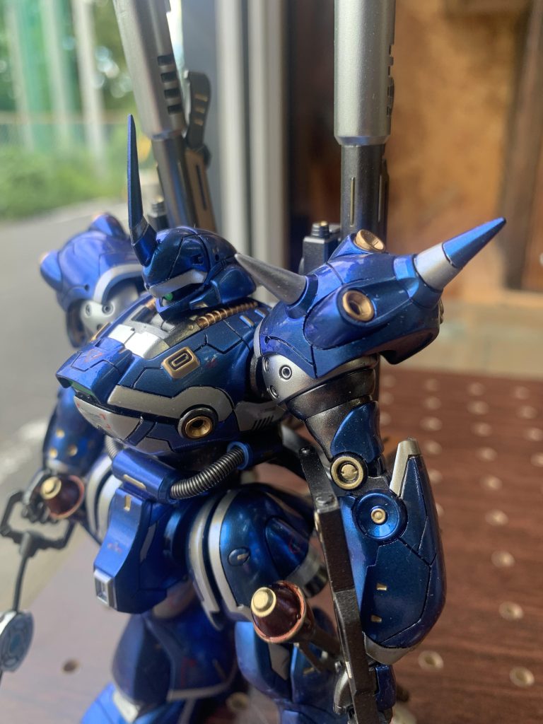 今回はなかなかスジ彫りのデザインが決まらず行き当たりばったりの連続でしたがイイ感じにつくれたかな、と自己満しております。まだまだ作ってみたいキットはいっぱいあるので、のんびりマイペースでいきたいと思います。完成したらまたアップしますので覗きに来てくれるとうれしいデス。