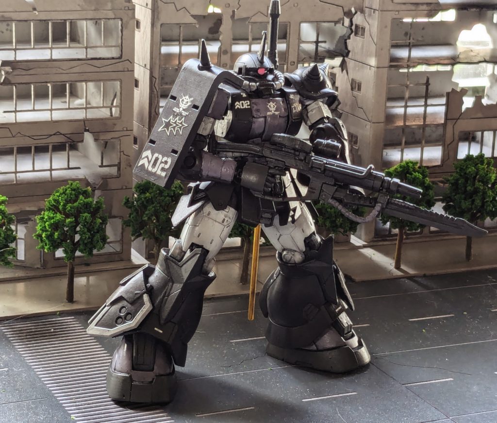 ジオラマと並べてみた感じです。