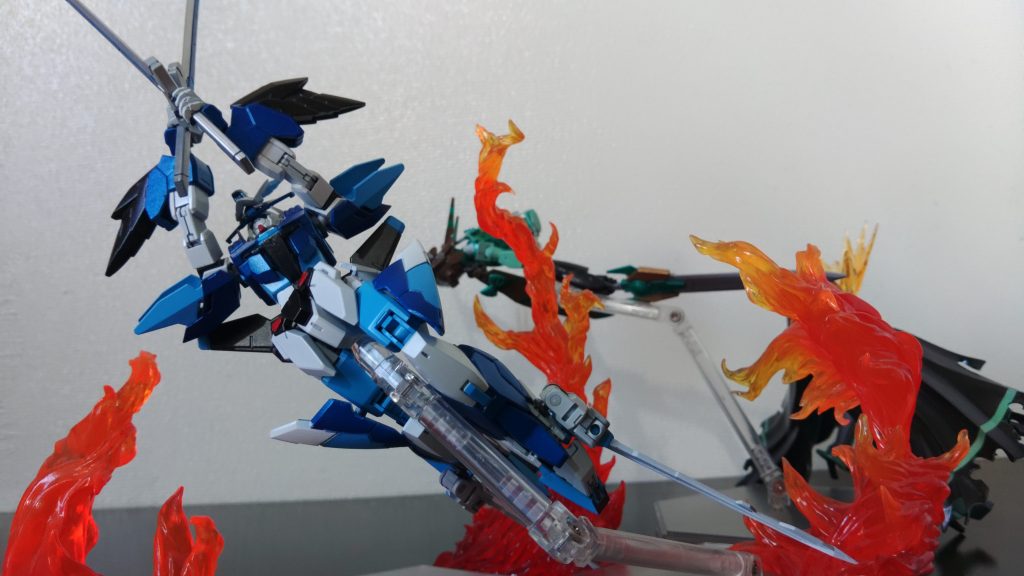 「羅刹零ノ型」防人が放つ、宙に舞い上がり炎を纏って縦回転を加えて敵を切り裂く技。この技によりファラは上半身と下半身を分断され撃破された。