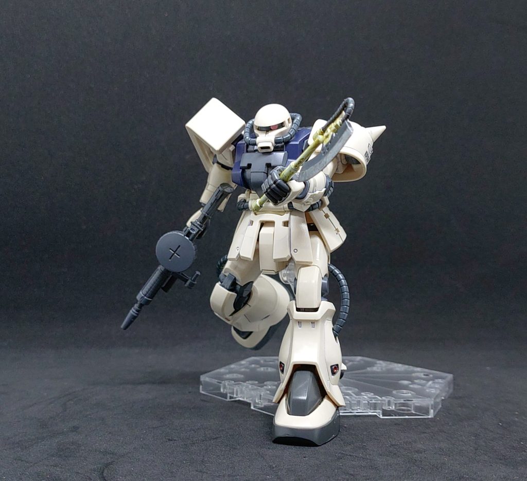 ヒートホークを構えて1枚