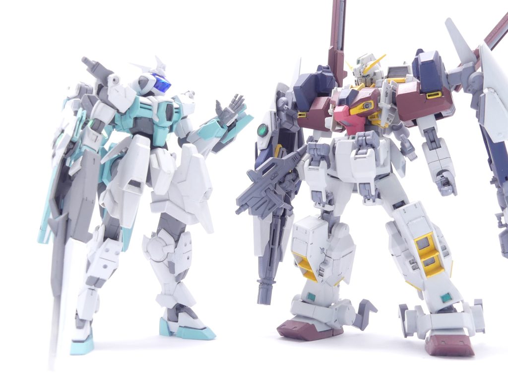 そしてついでにマテウスとも。なお、今回は手首パーツをダブルオーのそれに統一しています。単純にダイバー部分も含めた手首数が多かったので・・・