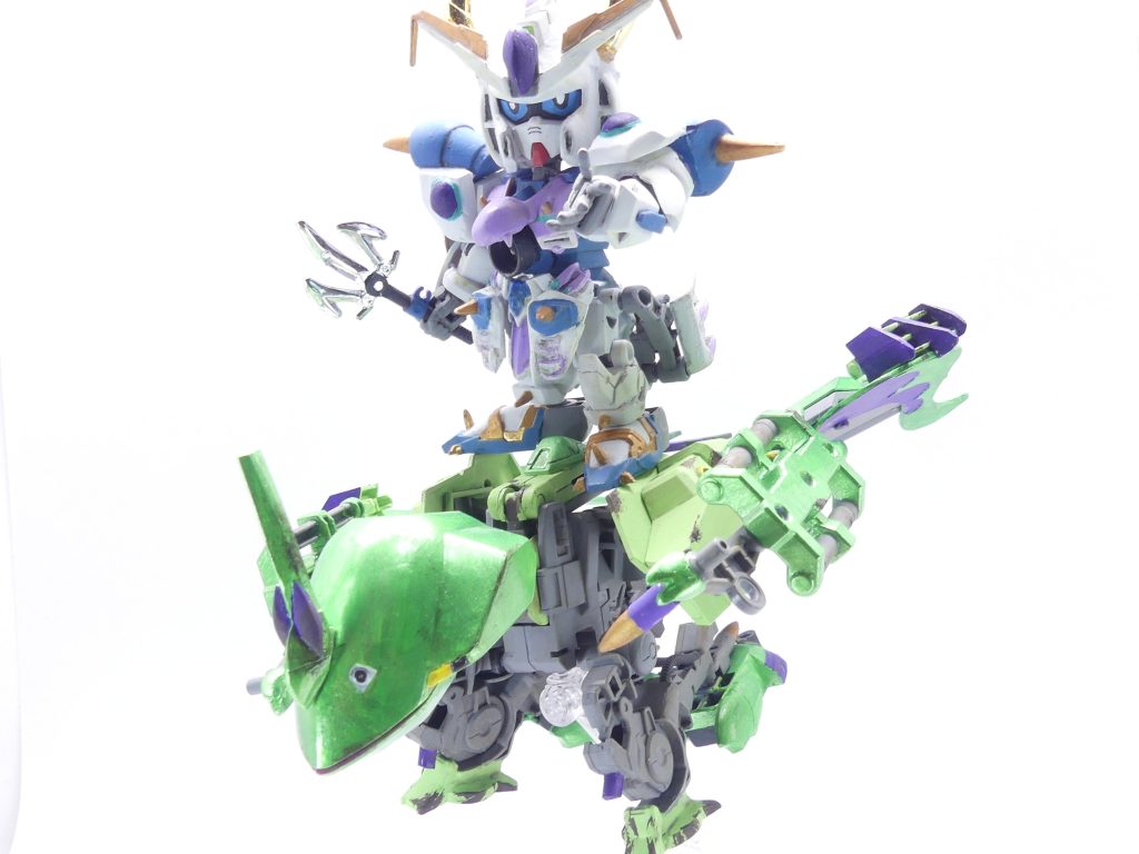 もちろんアップリフトが乗れます。この状態でエバーランドを移動したり。アクションベース７は丈夫ね･･･