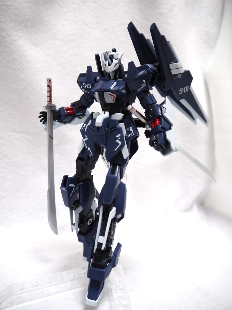 強そうなポーズm1アストレイの刀使いました。